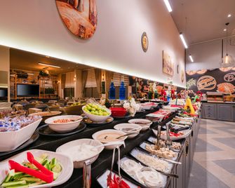 Best Western Premier Hidden Hills Hotel - Karaburun - Restaurant