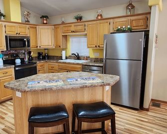 A GEM in the DESERT - We call it:\nCasa Diamond - your “Home away from Home”\n\n - Casa Grande - Cocina