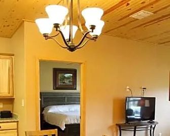 Old Mill Resort - New Braunfels - Dining room