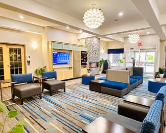 Holiday Inn & Suites Regina By IHG - רגינה - טרקלין