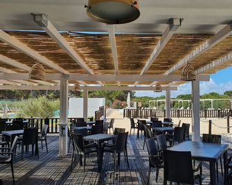 Happy Camp in Camping S'Ena Arrubia - Arborea - Ristorante