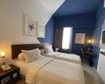 Ispi Hotel Cikarang Festival - Cikarang - Ložnice