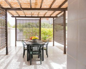 Sun House. Your home within walking distance of the sea. - Rutigliano