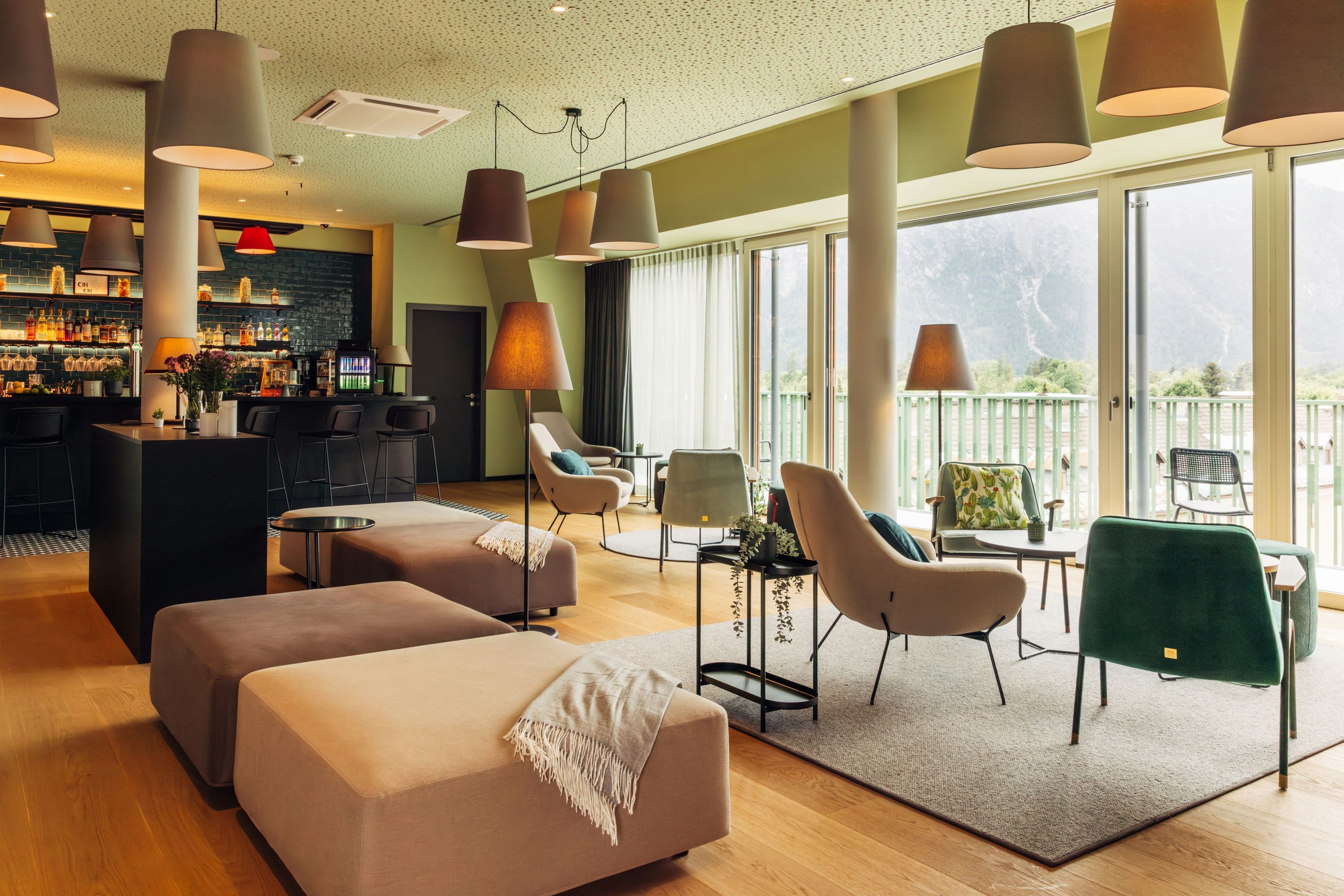 harry's home Lienz hotel & apartments - Lienz - Sala de estar