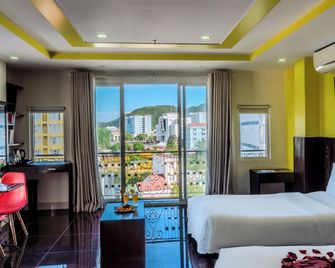 Melyna Hotel - Nha Trang