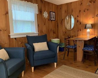 Low Tide Cabin @ Pemaquid Beach - New Harbor - Sala de estar