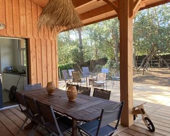 Villa 7 bedrooms, 12/16 people, 150 meters from the sea - Lège-Cap-Ferret - Patio