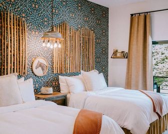 The Corral Suite at Gaines Ranch on the Square - Wimberley