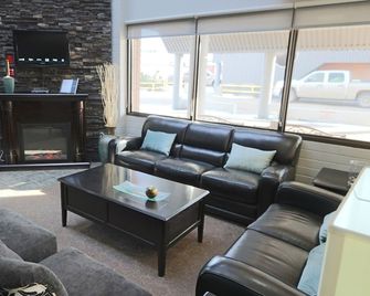 Travelodge by Wyndham Grande Prairie - Grande Prairie - Olohuone