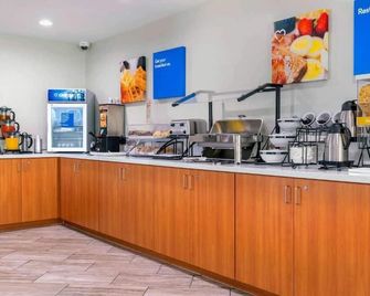 Antioch Inn and Suites - Antioch - Buffet
