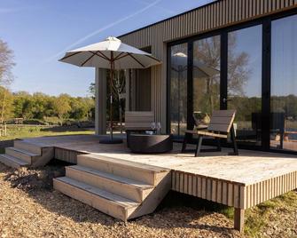 Luxury Villa With hot tub on the Horsterwold - Zeewolde - Patio