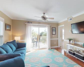 Heated Pool Access | 5Clean | Flex Cancelation | By Southern Belle Tybee - Tybee Island - Sala de estar