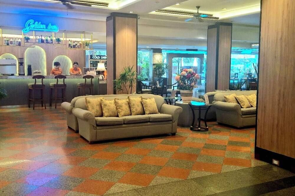 فندق غولدن بيتش باتايا