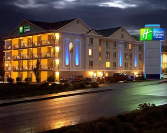 Holiday Inn Express & Suites Richland - Richland - Rakennus