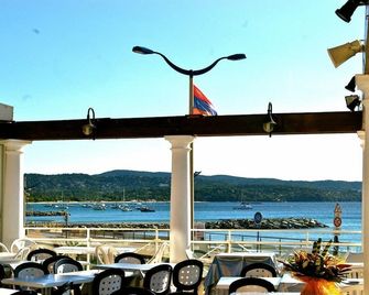 Hôtel Les Alizés - Cavalaire-sur-Mer