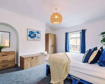 Manchester - Terraced Cottage - Manchester - Schlafzimmer