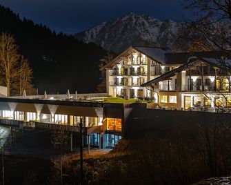 Das Graseck - mountain hideaway & health care - Garmisch-Partenkirchen - Rakennus