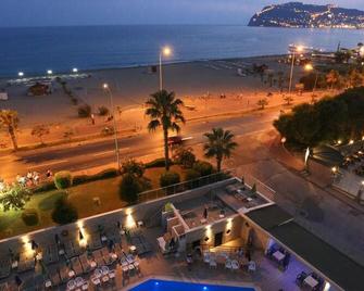 Blue Sky Hotel & Suites - Alanya - Pool