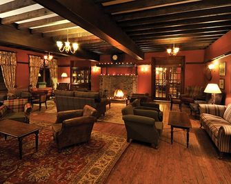 Balmoral Arms - Ballater - Lounge