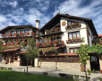 Guest House Dzhangal - Μπάνσκο - Κτίριο