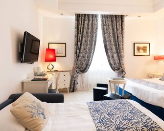 La Ciliegina Lifestyle Hotel - נאפולי - חדר שינה