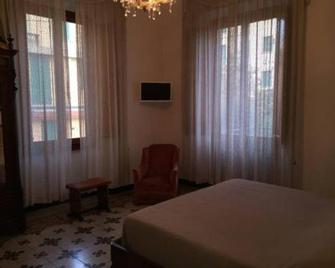 Villa Puccini - Montecatini Terme - Soverom