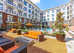 Cozy and Bright Apartments at Marble Alley Lofts in Downtown Knoxville - 諾克斯維爾 - 天井