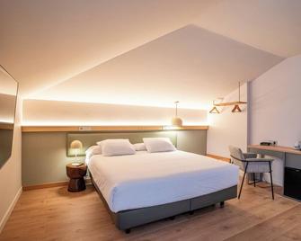 Hotel Los Pasiegos - Hoznayo - Bedroom