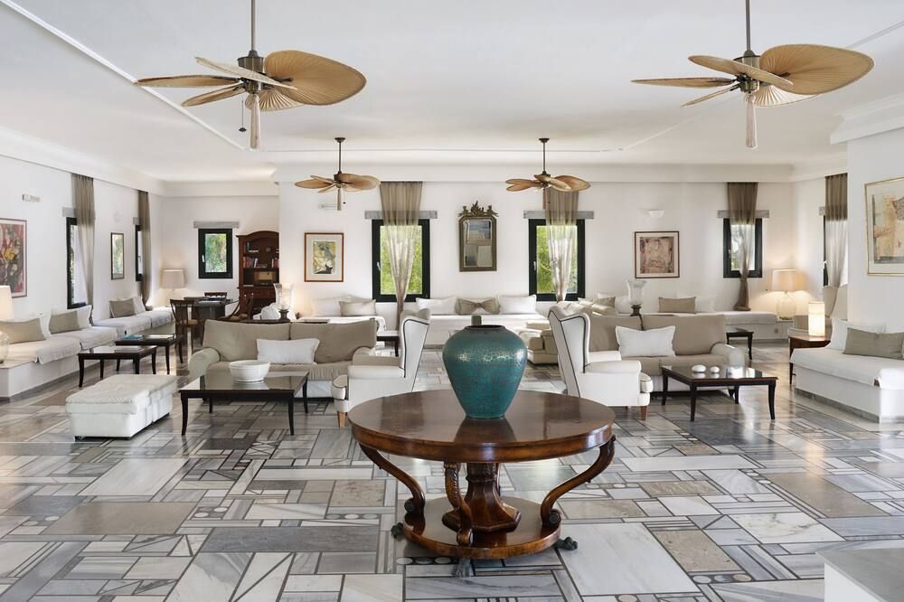 Yria Island Boutique Hotel & Spa - פריקיה - לובי