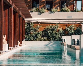 Castelli Hotel - Agios Sostis - Pool