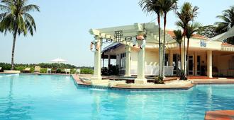 Riverside Serviced Apartments - Ho Chi Minh-byen - Svømmebasseng