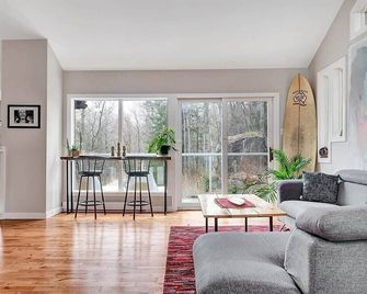 La Hacienda - Edelweiss après-ski - wooded escape - Val-des-Monts - Living room