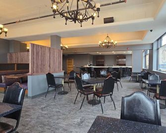 4th Street Lofts - Bemidji - Restaurace