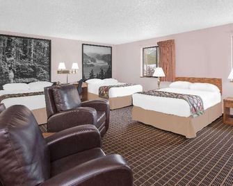 Super 8 by Wyndham Sitka - Sitka - Habitación