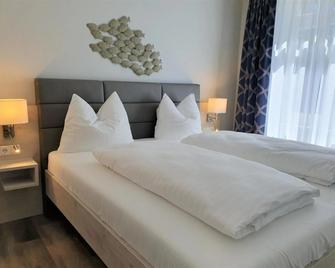 R&R Hotel Strandallee - Ostseebad Baabe - Bedroom