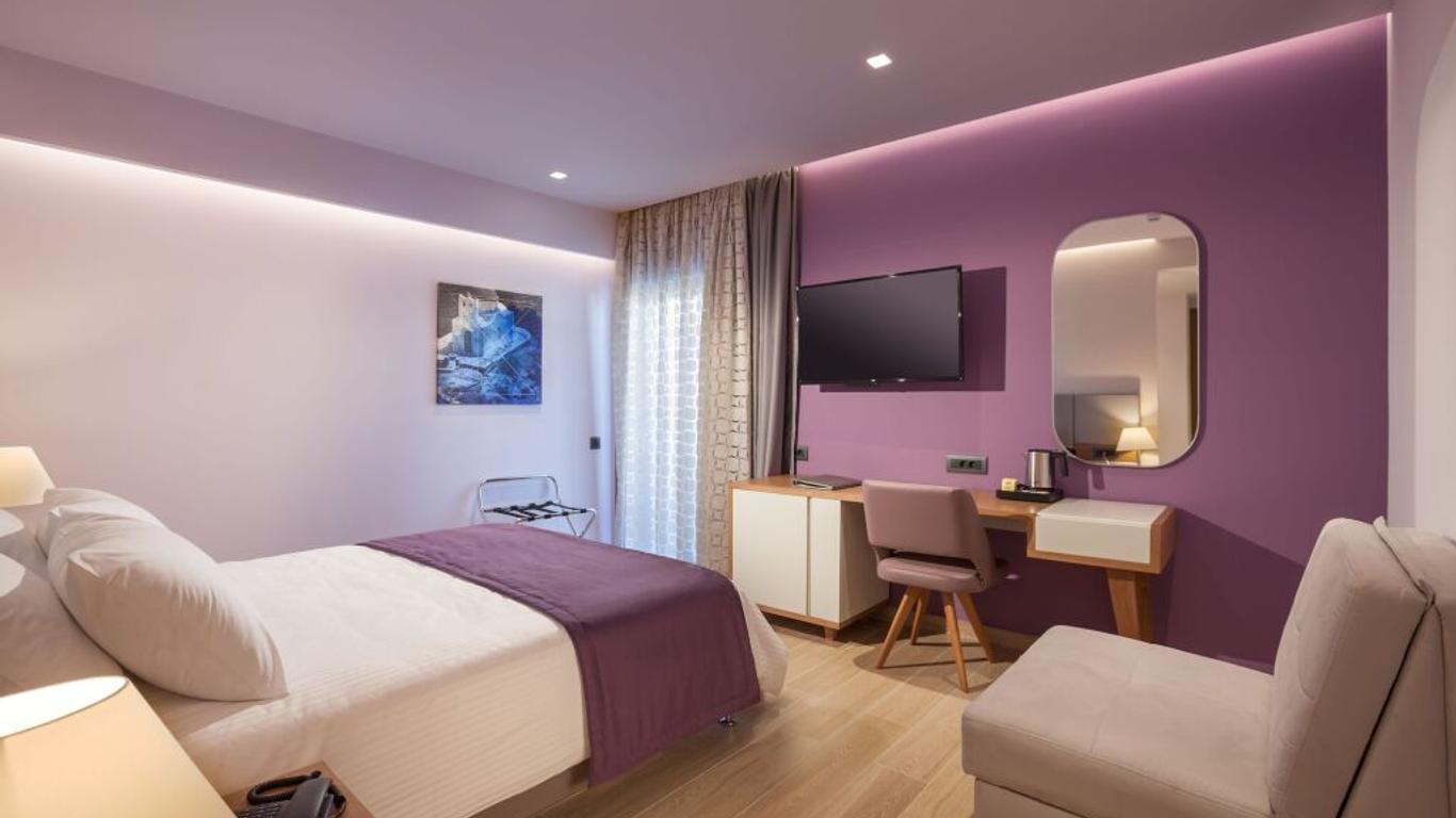 Blue Lagoon City Hotel