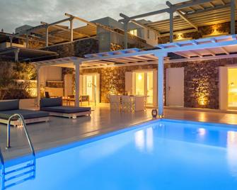 Casa Del Mar Mykonos Seaside Resort - Agios Ioannis - Pool