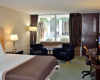 Landmark Inn - Hartsville - Habitación