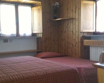 Hotel & Restaurant Perret - Mountain People - Cogne - Bedroom
