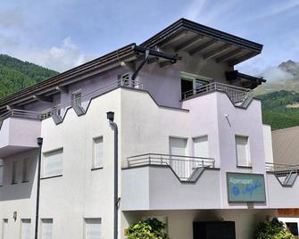 Apartment Saphir by Interhome - Sölden - Clădire