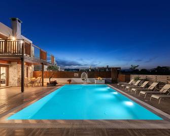 Sperveri Enalio Villas - Kolympia - Pool