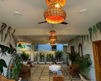 Hotel Urban Sleep Airport Zone - Shamshabad - Lobby