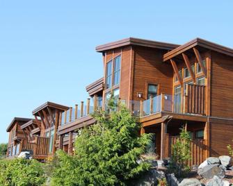 Wild Pacific Retreat - Ucluelet - Building