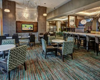 Residence Inn by Marriott Norfolk Downtown - נורפולק - מסעדה