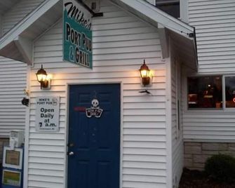 Innlet Motel - Sturgeon Bay