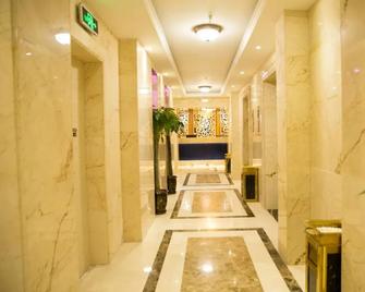 Datong Aitejia Express Inn - Datong - Pasillo