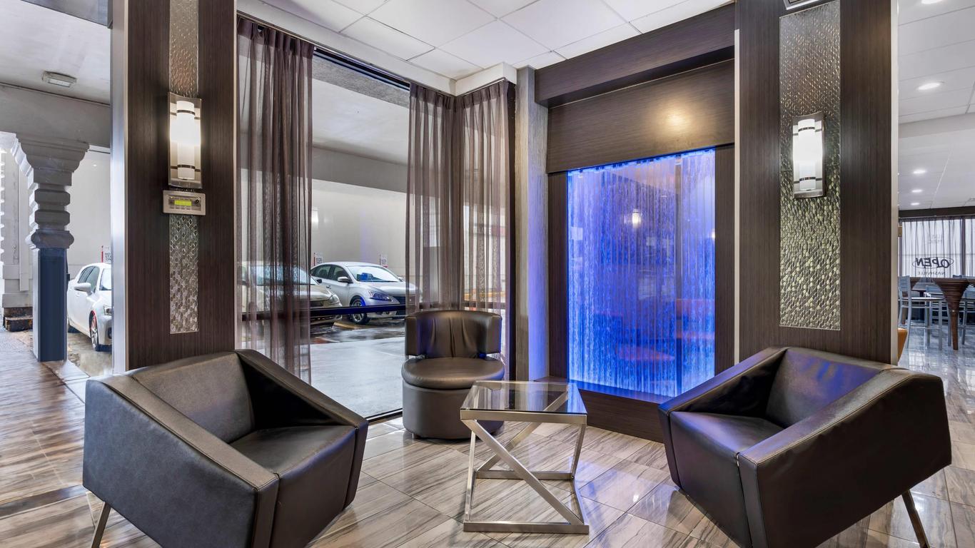 ذا كابيتول هوتل داونتاو، ، آن أسيند كوليكشن هوتل