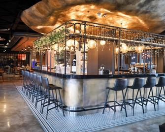 Novotel Bishkek City Center - Biskek - Edificio