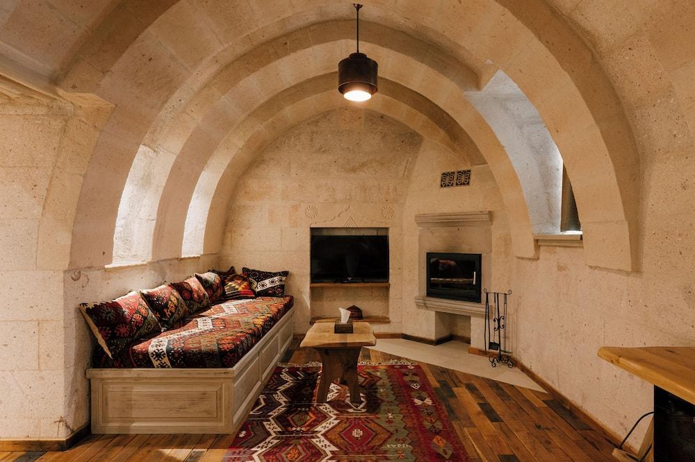 Cappadocia Cave Suites Adult Only