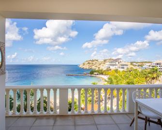 Blue Bay Beach Apartments - Sint Michiel - Balcony